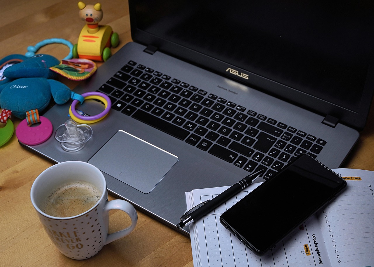 entdecken sie, wie eine ausgewogene work-life-balance ihr wohlbefinden und ihre produktivität steigern kann. tipps und strategien für mehr zufriedenheit im beruf und alltag.