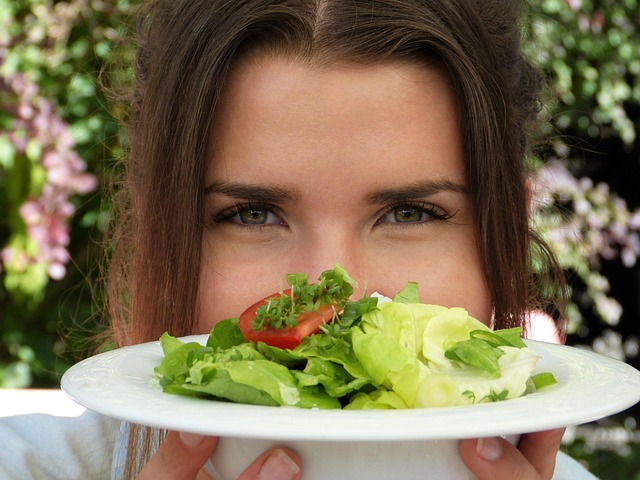 Gesunde Ernährung für Frauen: So gelingt der Alltag problemlos